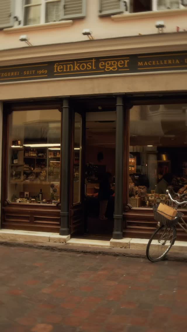 🇩🇪 Die Butchers of Southtyrol stellen sich vor: Zu Besuch bei der Metzgerei Feinkost Egger in Bozen. 🥩

🇮🇹 I Butchers of Southtyrol si presentano: In visita alla Macelleria Feinkost Egger a Bolzano. 🥩

#butchersofsouthtyrol #bbq #meat handwerk artistry metzgersüdtirol bettertogether