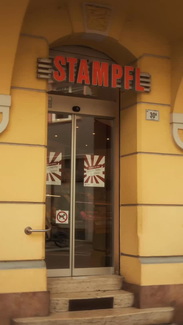 🇩🇪 Die Butchers of Southtyrol stellen sich vor: Zu Besuch bei der Metzgerei Stampfl in Bozen. 🥩

🇮🇹 I Butchers of Southtyrol si presentano: In visita alla Macelleria Stampfl a Bolzano. 🥩

#butchersofsouthtyrol #bbq #meat #handwerk #artistry metzgersüdtirol bettertogether