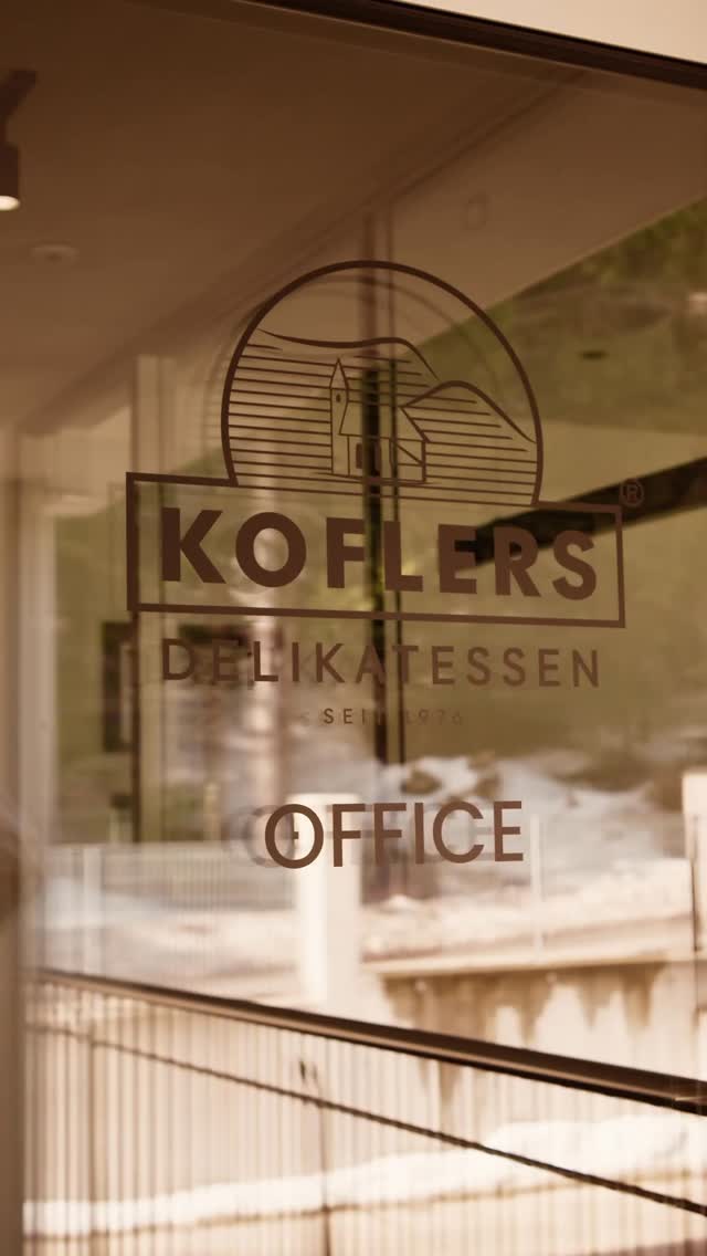 🇩🇪 Die Butchers of Southtyrol stellen sich vor: Zu Besuch bei Koflers Delikatessen in U. L. Frau im Walde 🥩

🇮🇹 I Butchers of Southtyrol si presentano: In visita da Koflers Delikatessen a Senale/San Felice 🥩
 
#butchersofsouthtyrol #bbq #meat #handwerk #artistry metzgersüdtirol bettertogether