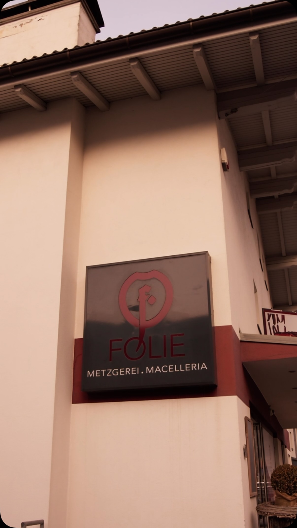 🇩🇪 Die Butchers of Southtyrol stellen sich vor: Zu Besuch bei der Metzgerei Folie in Reschen🥩

🇮🇹 I Butchers of Southtyrol si presentano: In visita dalla Macelleria Leggeri a Resia 🥩
 
#butchersofsouthtyrol #bbq #meat #handwerk #artistry metzgersüdtirol bettertogether