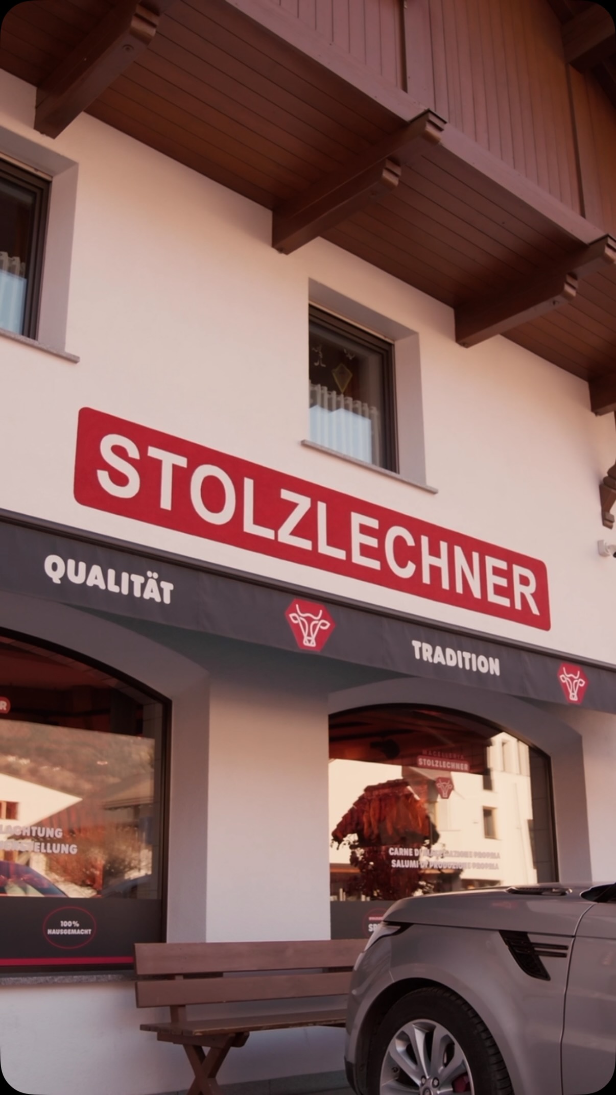 🇩🇪 Die Butchers of Southtyrol stellen sich vor: Zu Besuch bei Metzgerei Stolzlechner in Gais 🥩

🇮🇹 I Butchers of Southtyrol si presentano: In visita dalla Macelleria Stolzlechner a Gais 🥩
 
#butchersofsouthtyrol #metzgersüdtirol #bettertogether