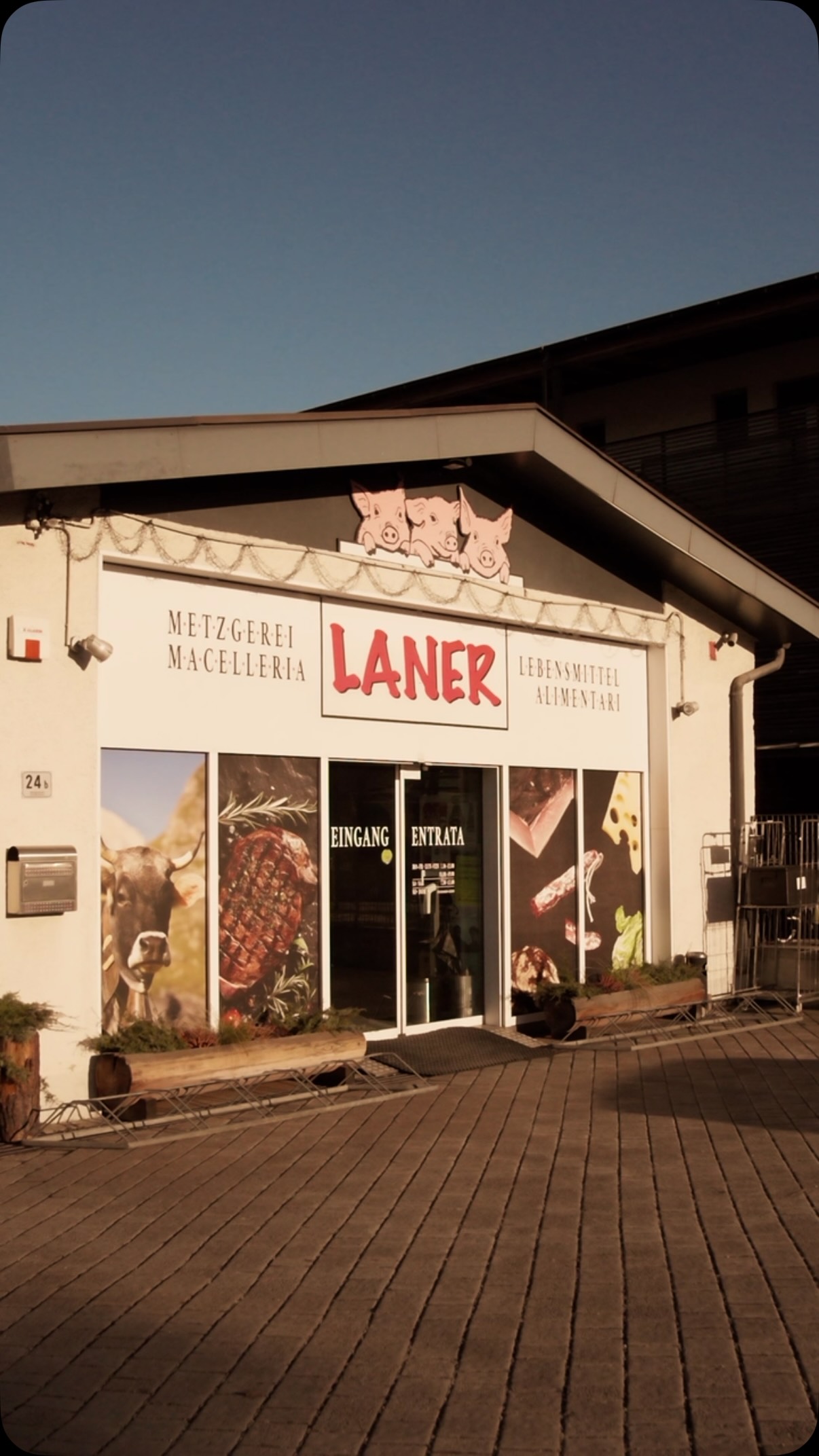 🇩🇪 Die Butchers of Southtyrol stellen sich vor: Zu Besuch bei Metzgerei Laner in St. Georgen 🥩

🇮🇹 I Butchers of Southtyrol si presentano: In visita dalla Macelleria Laner a San Giorgio 🥩
 
#butchersofsouthtyrol #bbq #metzgersüdtirol #bettertogether