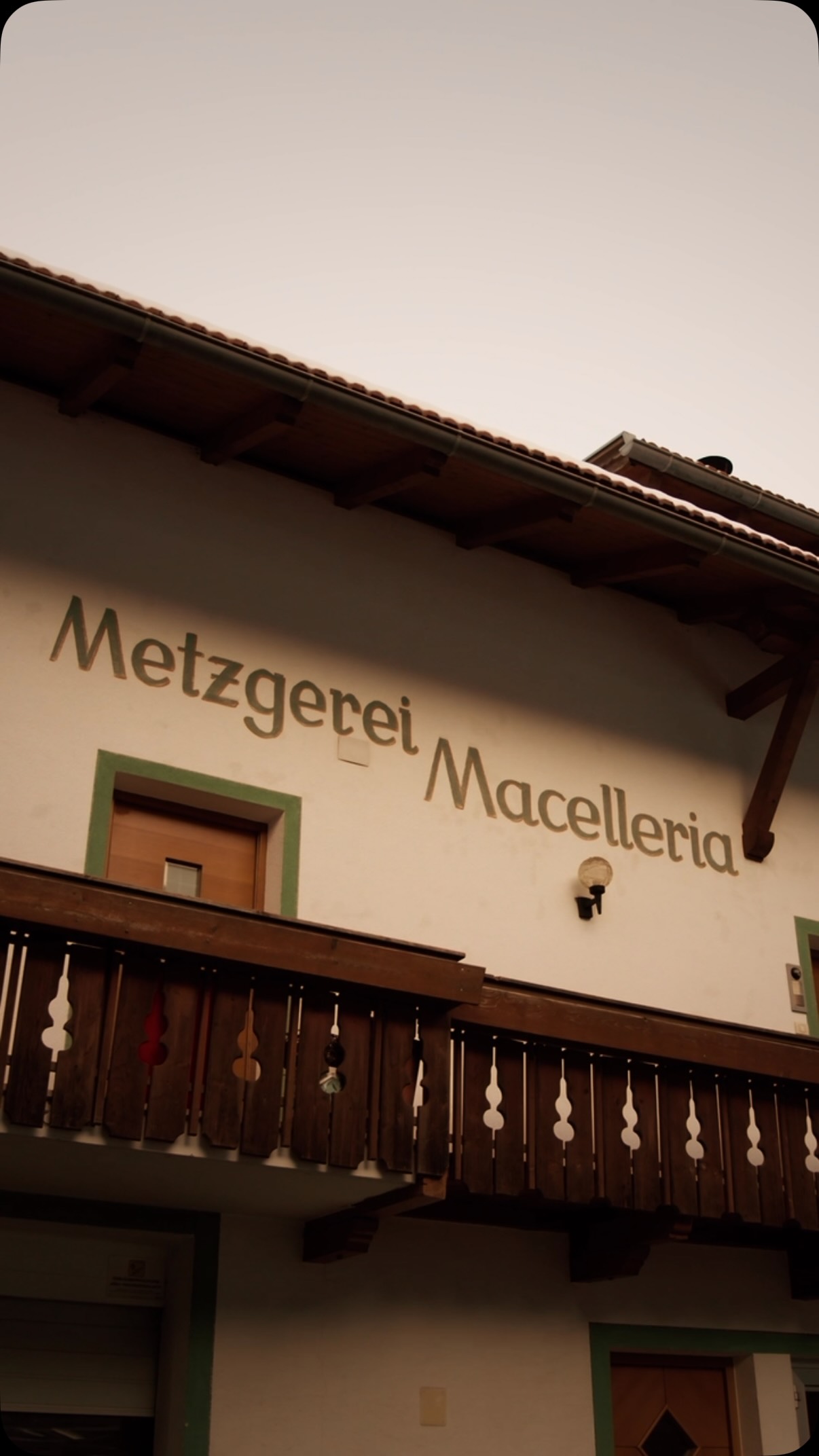 🇩🇪 Die Butchers of Southtyrol stellen sich vor: Zu Besuch bei Metzgerei Niederbrunner in Mühlwald 🥩

🇮🇹 I Butchers of Southtyrol si presentano: In visita dalla Macelleria Niederbrunner a Selva dei Molini 🥩
 
#butchersofsouthtyrol  #metzgersüdtirol #bettertogether